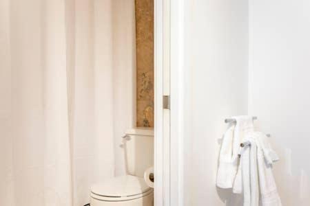 Big Bright 1 Bedroom At U/Shaw + 14Th On Quaint Swann واشنطن المظهر الخارجي الصورة